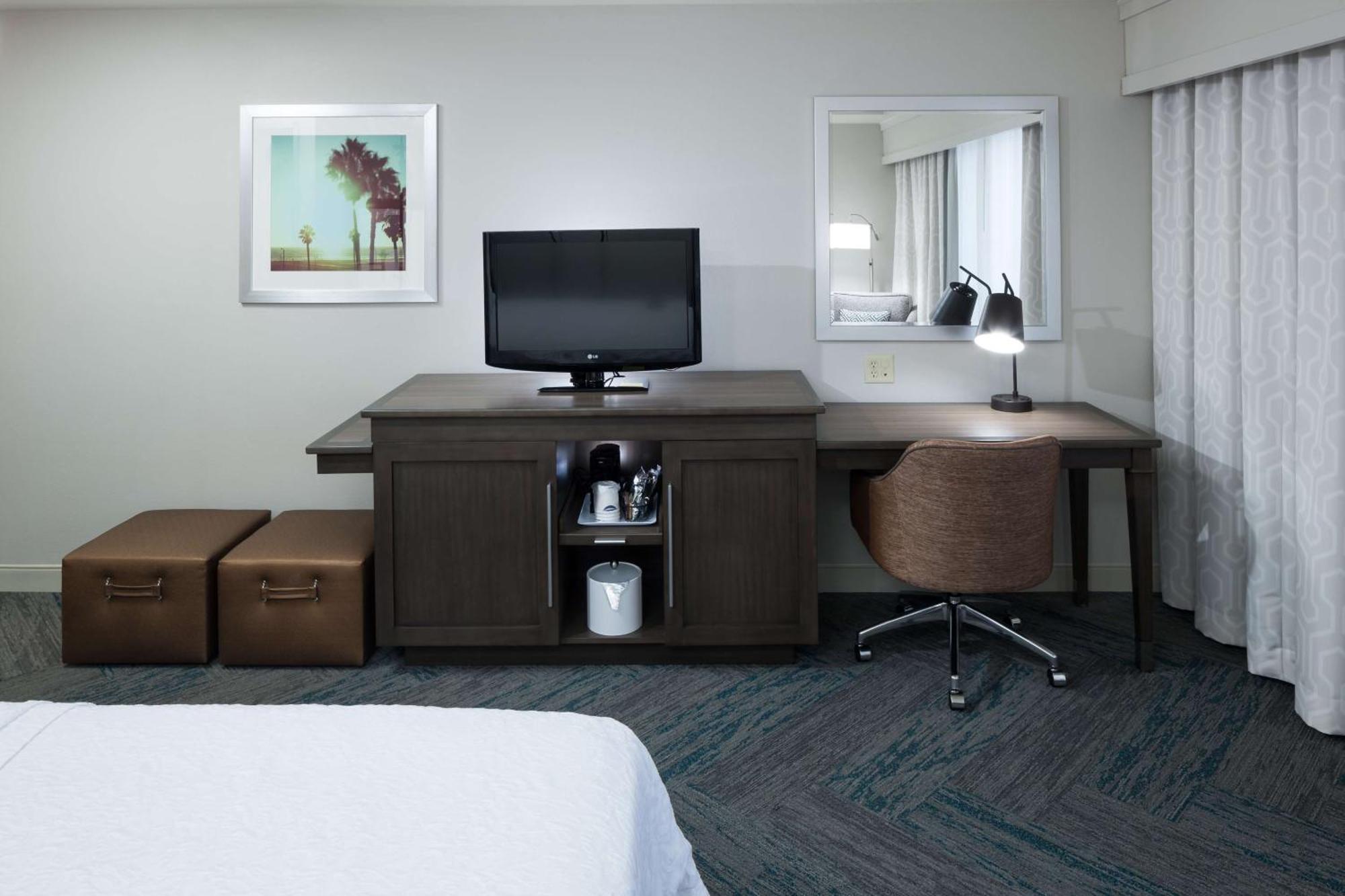 Hampton Inn Los Angeles Orange County Cypress Dış mekan fotoğraf