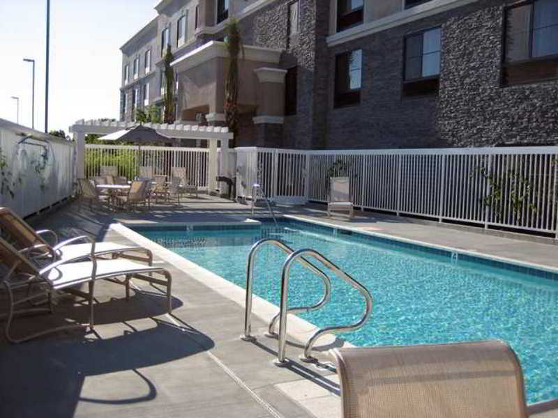 Hampton Inn Los Angeles Orange County Cypress Dış mekan fotoğraf